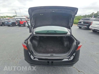 2024 Nissan Altima SR - miniatura 14