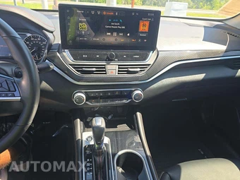 2024 Nissan Altima SR – miniatura 10