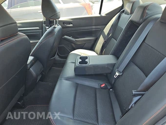 2024 Nissan Altima SR – miniatura 13