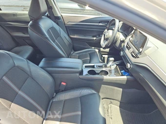 2024 Nissan Altima SR – miniatura 8