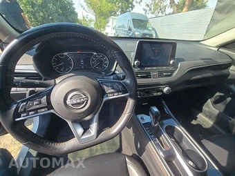 2024 Nissan Altima SR - miniatura 11