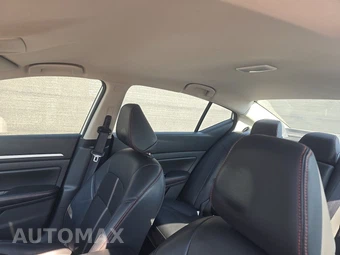 2024 Nissan Altima SR - miniatura 18