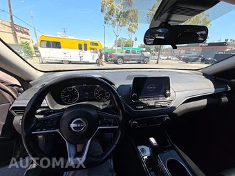 2024 Nissan Altima SR - miniatura 11