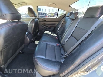 2024 Nissan Altima SR - miniatura 13