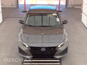 2024 Nissan Altima SR - miniatura 2