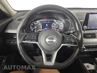 2024 Nissan Altima SR - miniatura 10