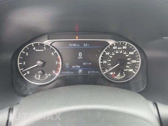 2024 Nissan Altima SR - miniatura 9