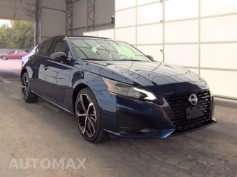 2024 Nissan Altima SR - miniatura 4