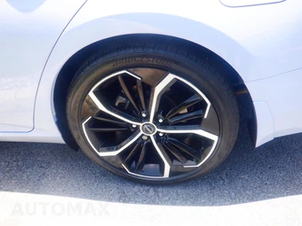 2024 Nissan Altima SR - miniatura 11