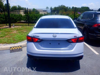 2024 Nissan Altima SR - miniatura 13