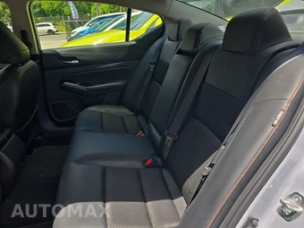 2024 Nissan Altima SR - miniatura 16