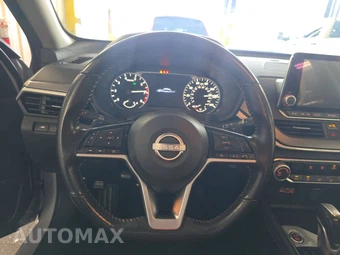 2024 Nissan Altima SR – miniatura 10