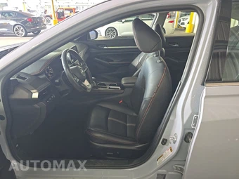 2024 Nissan Altima SR – miniatura 7