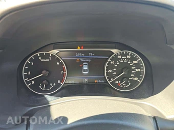2024 Nissan Altima SR – miniatura 9