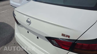 2024 Nissan Altima SR - miniatura 24