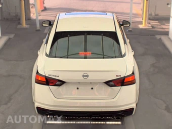 2024 Nissan Altima SR - miniatura 5