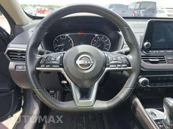 2024 Nissan Altima SR - miniatura 10