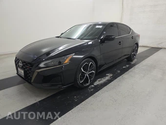2024 Nissan Altima SR