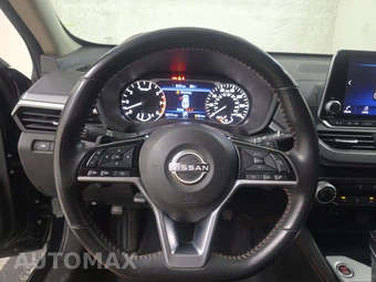 2024 Nissan Altima SR – miniatura 10