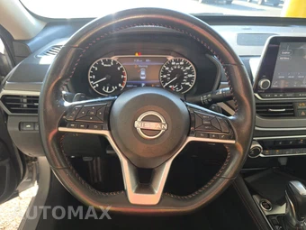2024 Nissan Altima SR – miniatura 10