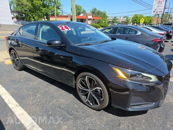 2024 Nissan Altima SR – miniatura 4