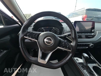 2024 Nissan Altima SR - miniatura 10