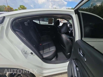 2024 Nissan Altima SR - miniatura 13