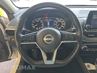 2024 Nissan Altima SR – miniatura 10