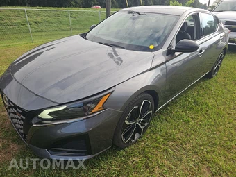 2024 Nissan Altima SR