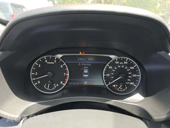 2024 Nissan Altima SR - miniatura 9