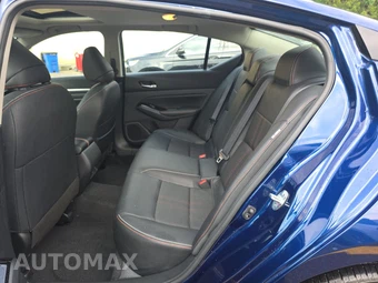 2024 Nissan Altima SR – miniatura 13