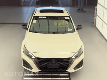 2024 Nissan Altima SR - miniatura 2