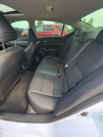 2024 Nissan Altima SR – miniatura 10