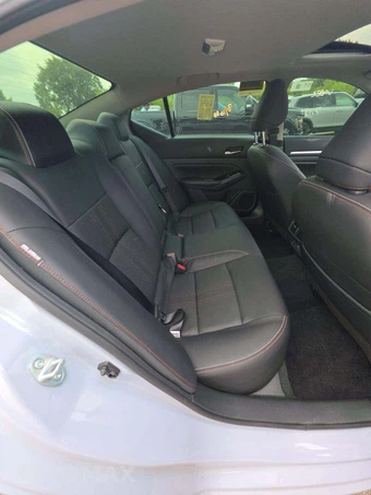 2024 Nissan Altima SR – miniatura 13