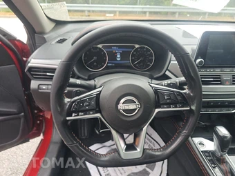 2024 Nissan Altima SR - miniatura 10