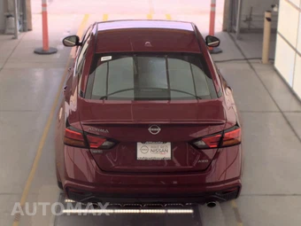 2024 Nissan Altima SR - miniatura 5