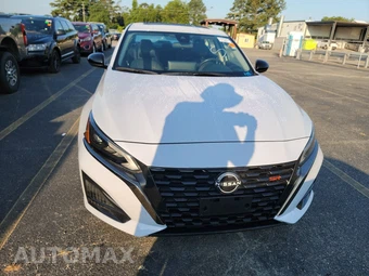 2024 Nissan Altima SR - miniatura 2
