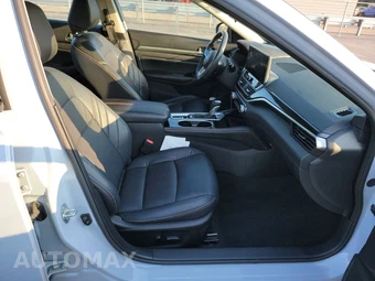 2024 Nissan Altima SR - miniatura 8
