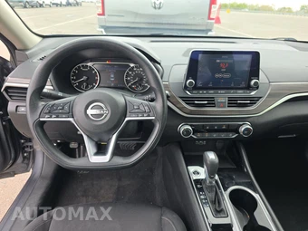 2024 Nissan Altima SV - miniatura 11