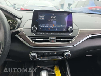 2024 Nissan Altima SV – miniatura 10