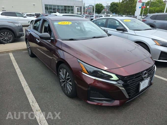 2024 Nissan Altima SV – miniatura 4