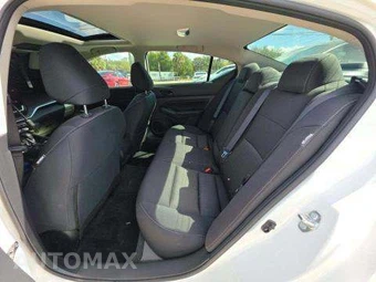2024 Nissan Altima SV - miniatura 13