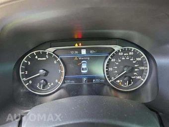 2024 Nissan Altima SV - miniatura 9