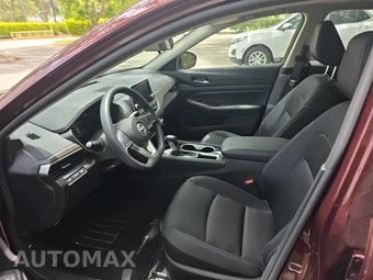 2024 Nissan Altima SV - miniatura 11