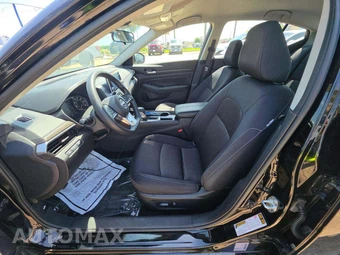 2024 Nissan Altima SV - miniatura 6