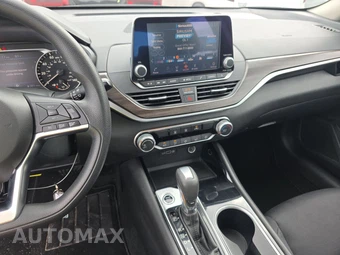 2024 Nissan Altima SV - miniatura 17