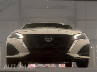 2024 Nissan Altima SV - miniatura 3