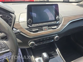2024 Nissan Altima SV – miniatura 11