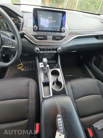 2024 Nissan Altima SV – miniatura 10