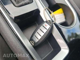 2024 Nissan Altima SV – miniatura 8